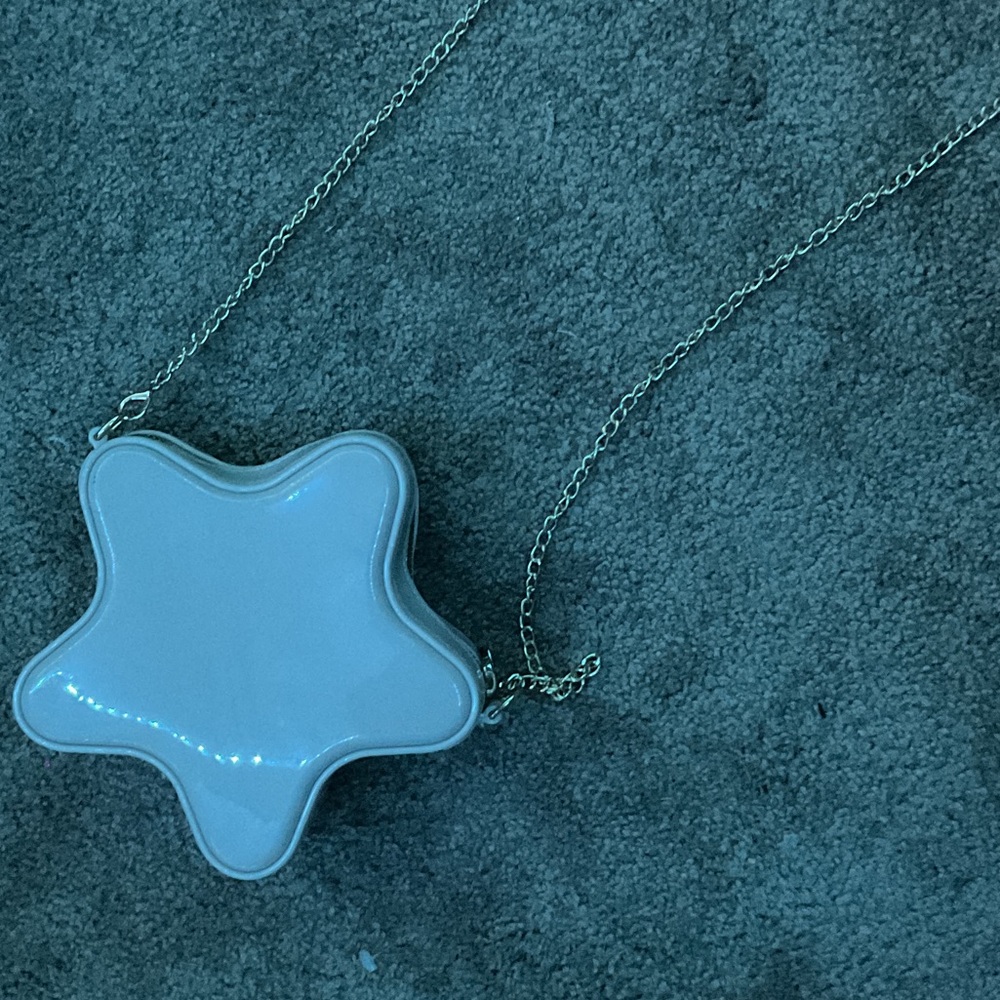 Star-Shaped White Crossbody Bag